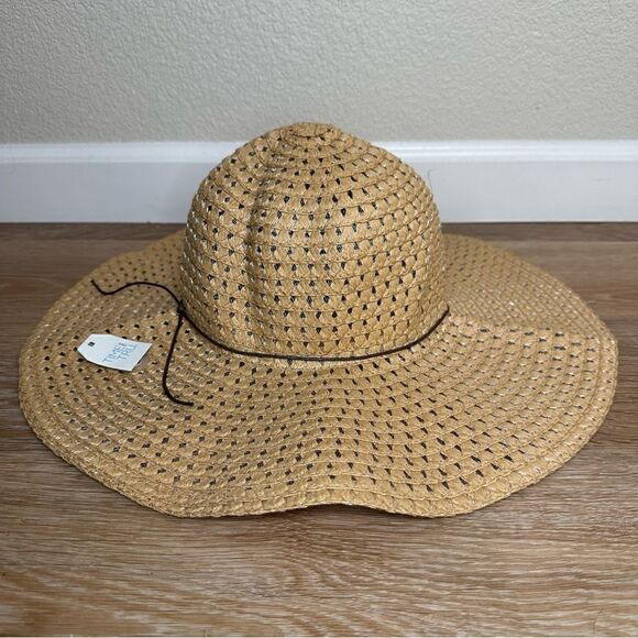 NWT Time and Tru Straw Floppy Packable Beach Hat - Picture 3 of 12